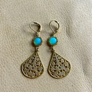 Beautiful vintage inspired earrings